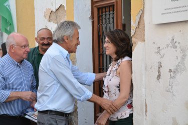 Contacto com a população em Moura