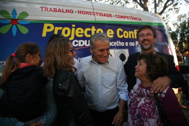 Contacto com a população em Sines