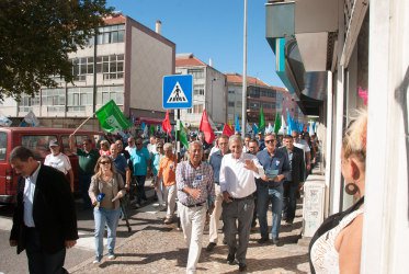 Contacto com a população na Cruz de Pau, Amora