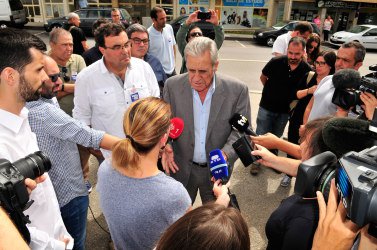 Contacto com trabalhadores da Huber Tricot