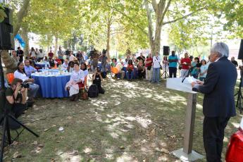 Defesa e promoção dos direitos sociais e laborais dos Imigrantes que facilitem a sua integração e defendendo a diversidade cultural