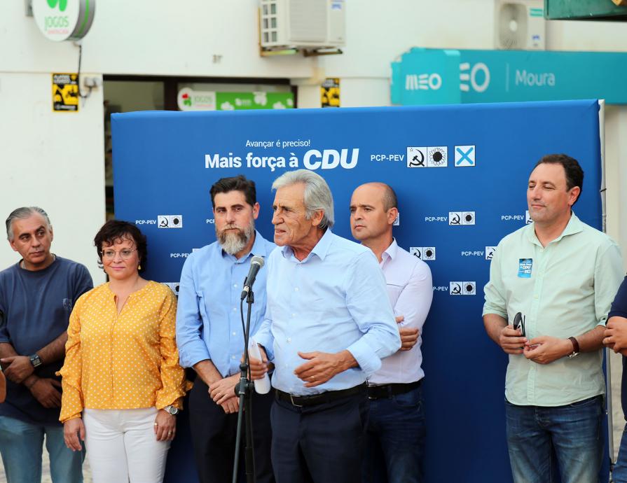 Sessão Pública em Moura