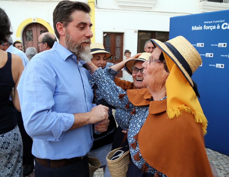 Sessão Pública em Moura