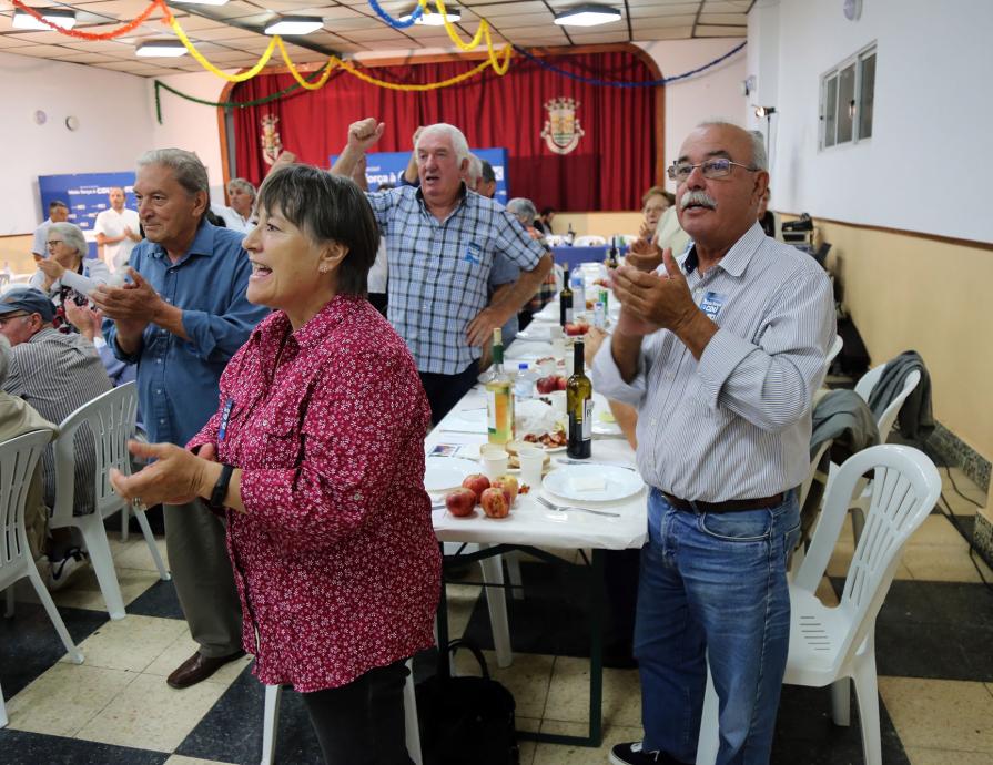 Jantar com apoiantes em Sines