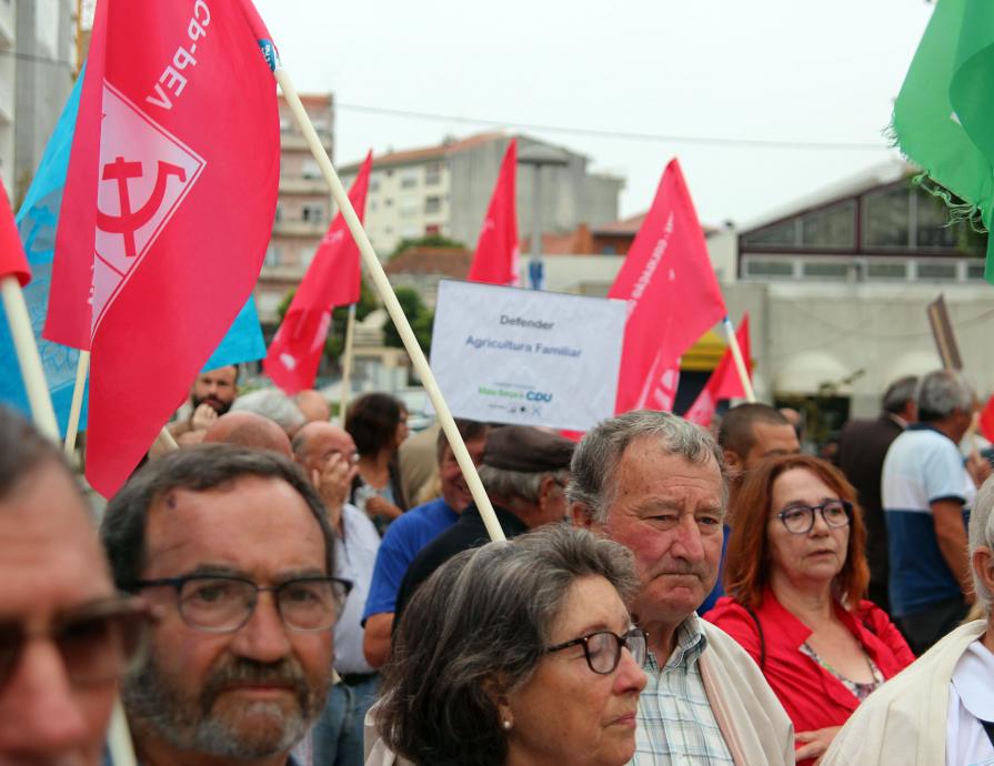 Comício em Aveiro