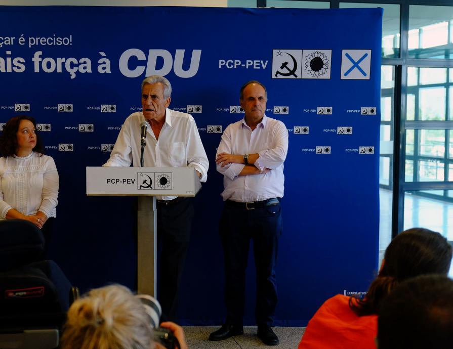 Encontro com trabalhadores sobre trabalho por turnos