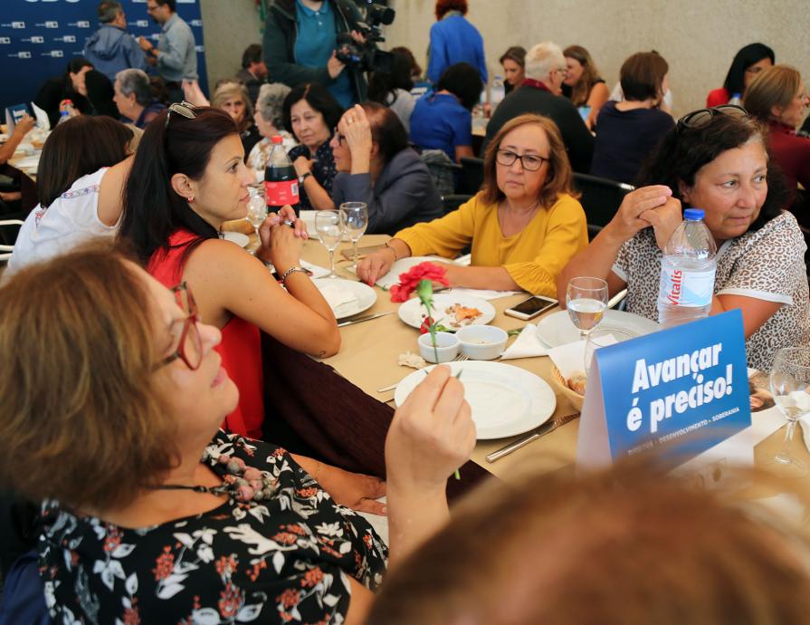 Almoço de mulheres com a CDU