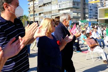 Comíco em Almada