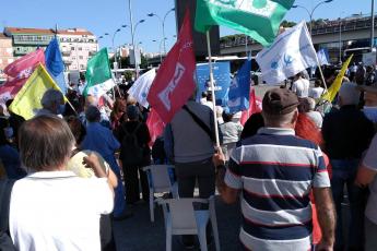 Encontro com a população em Oeiras