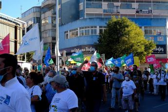 Comício e desfile em Almada