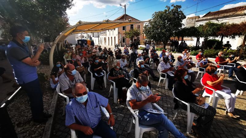 Sessão Pública com reformados «Viver com dignidade»