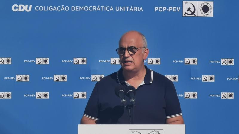 Sessão Pública com reformados «Viver com dignidade»