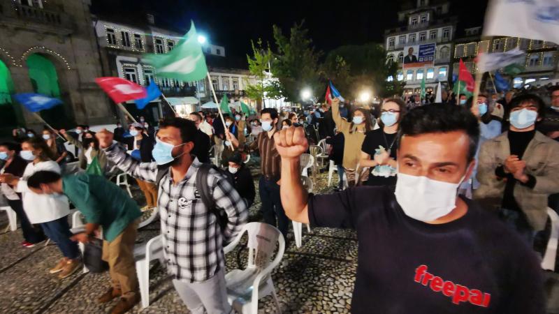 Comício, Guimarães