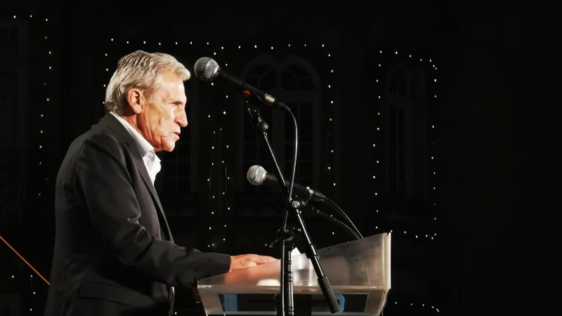 Comício, Guimarães