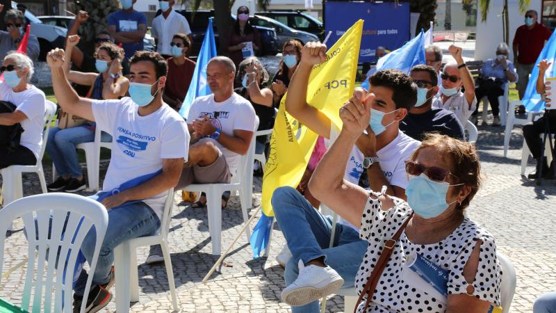 Encontro com a população em Sines