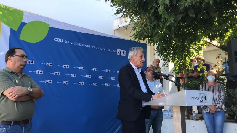 Sessão com reformados