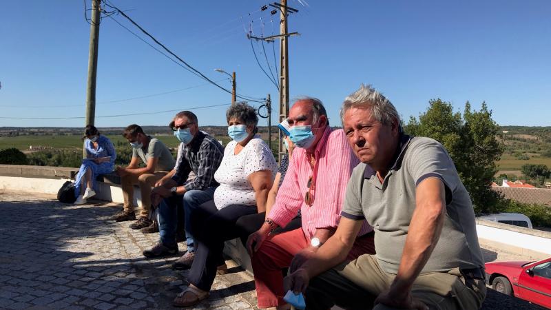 Sessão com reformados