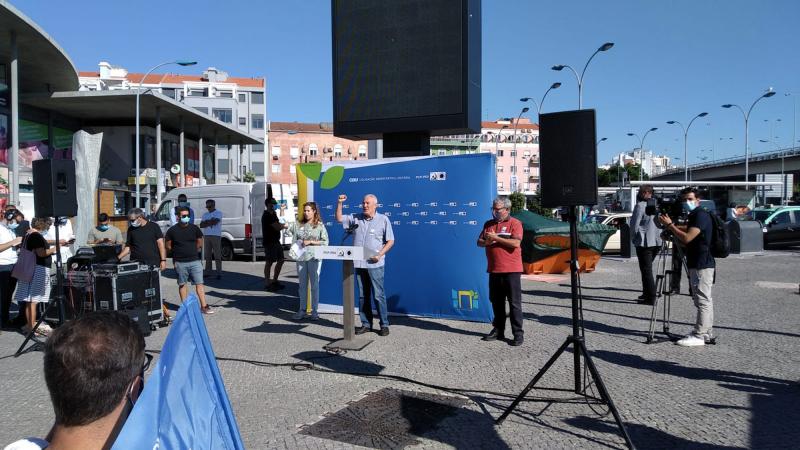 Encontro com a população em Oeiras