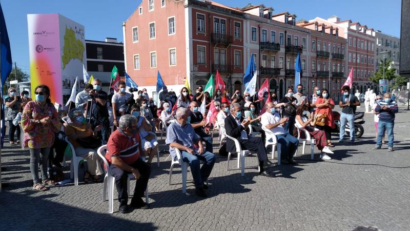 Encontro com a população em Oeiras