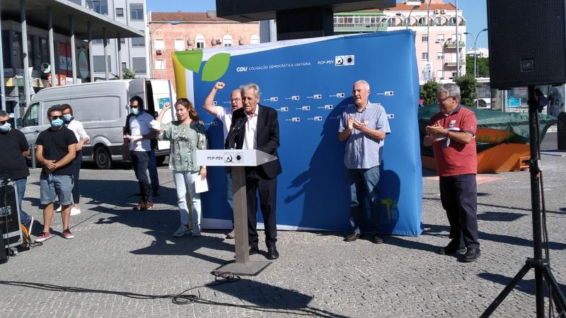 Encontro com a população em Oeiras