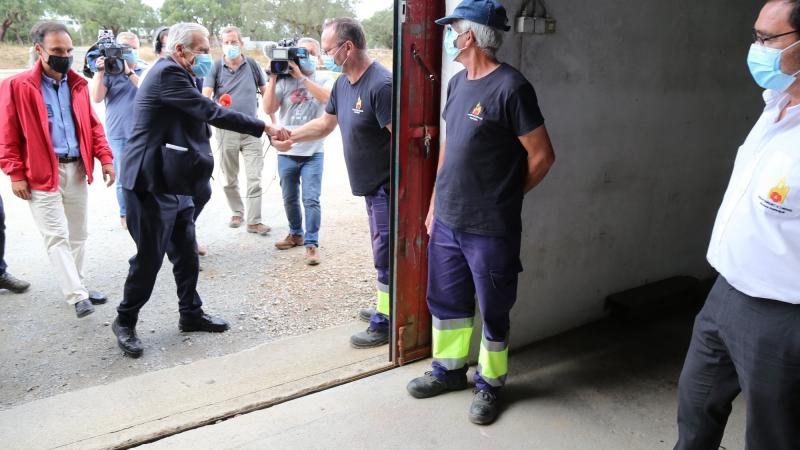 Visita às instalações dos trabalhadores do estaleiro do Parque Industrial ADUA