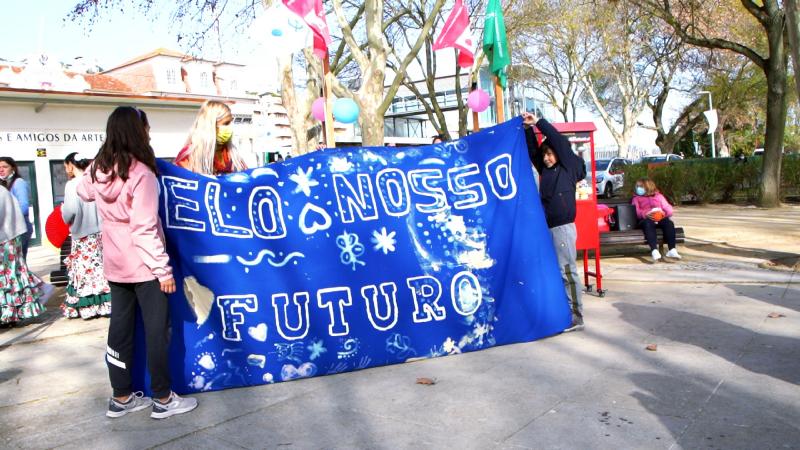 O futuro é CDU – crianças e pais com direitos