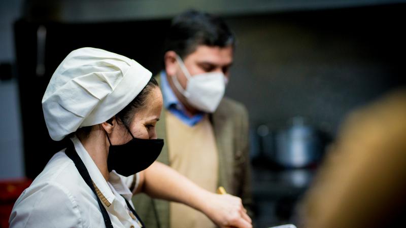 Contacto com empresário da restauração