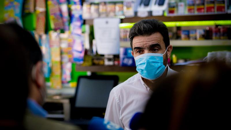 Contacto com empresário da restauração