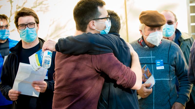 Contacto com os trabalhadores da Exide Technologies