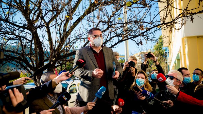 Contacto com os trabalhadores da Exide Technologies