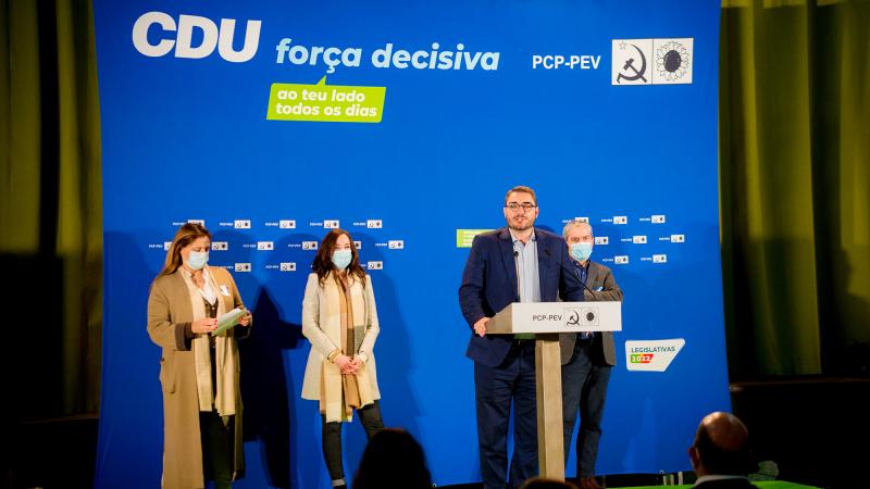 Sessão Pública na Marinha Grande