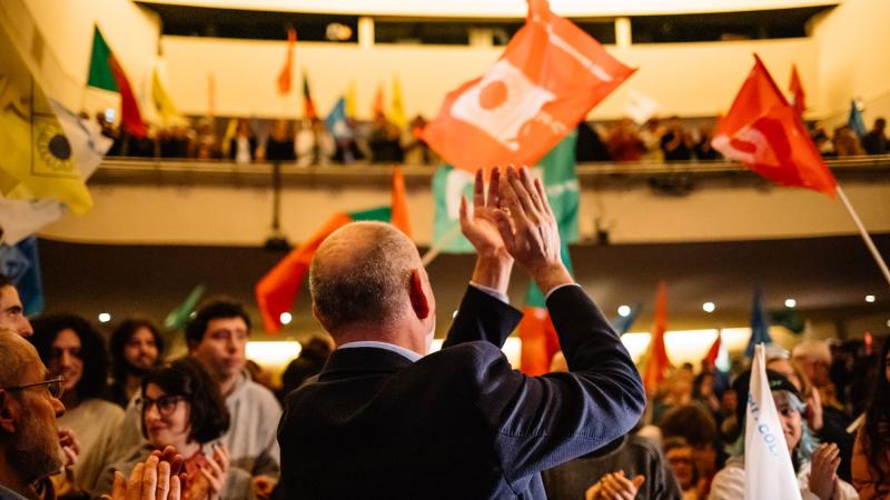 Comício CDU enche Teatro Rivoli no Porto