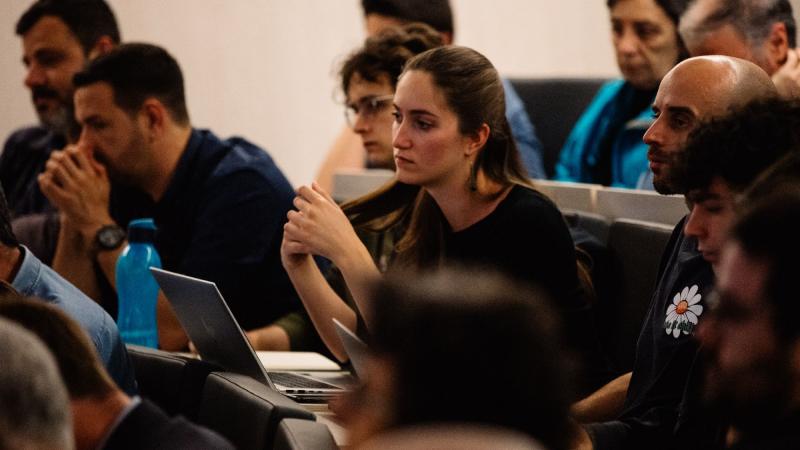 Sessão «Que futuro para a economia portuguesa perante a União Europeia?»