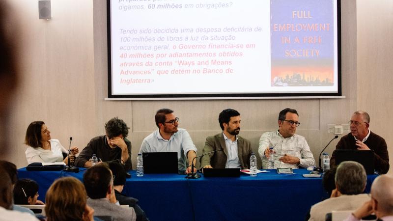 Sessão «Que futuro para a economia portuguesa perante a União Europeia?»