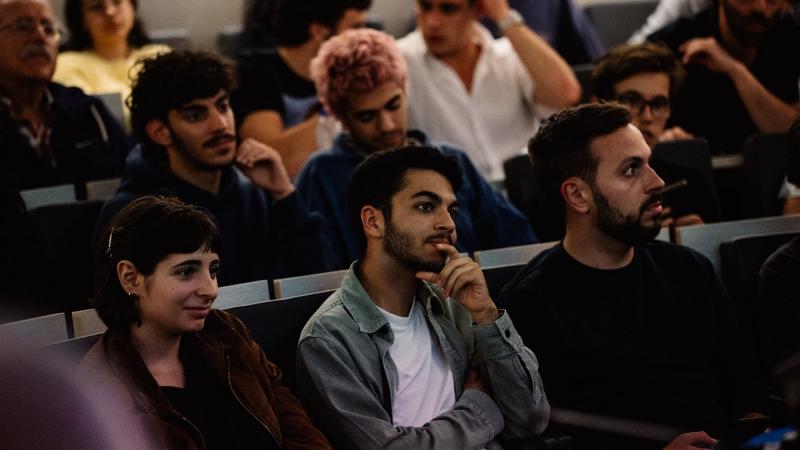 Sessão «Que futuro para a economia portuguesa perante a União Europeia?»