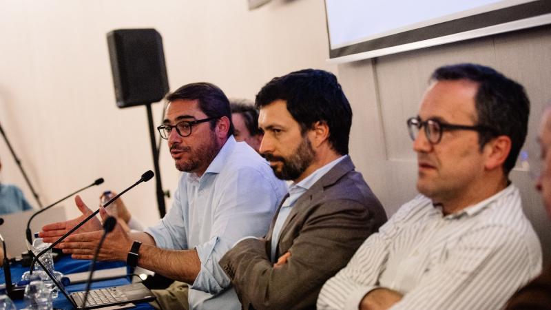 Sessão «Que futuro para a economia portuguesa perante a União Europeia?»
