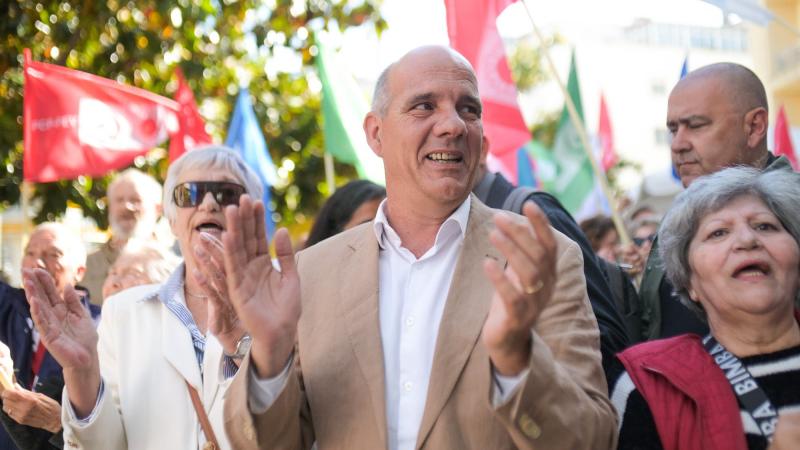 Encontro com a população de Almada