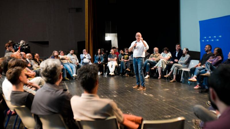 2 dedos de conversa sobre cultura em Almada