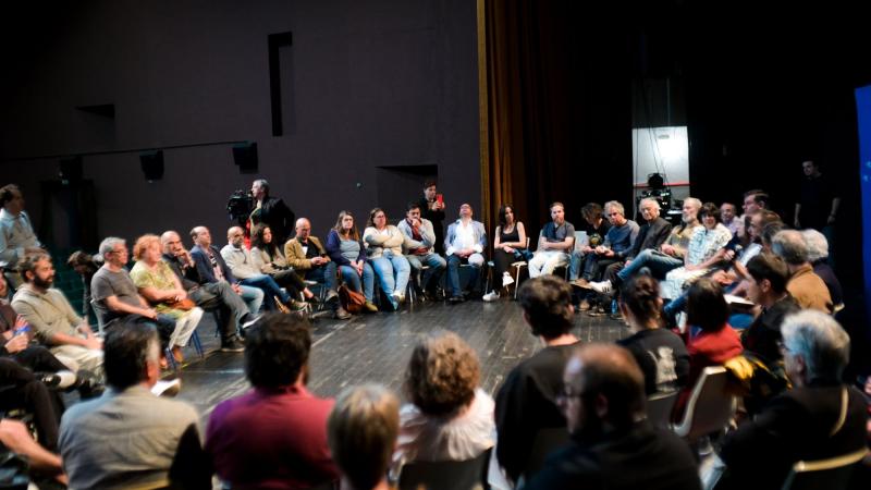 2 dedos de conversa sobre cultura em Almada