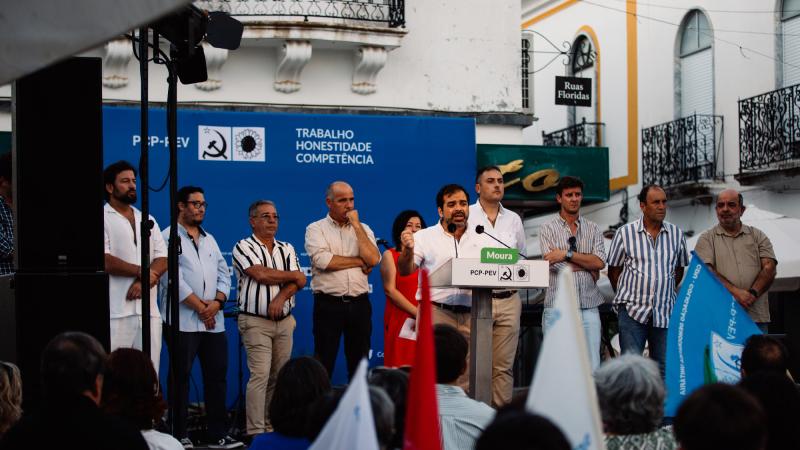 Sessão Pública em Moura