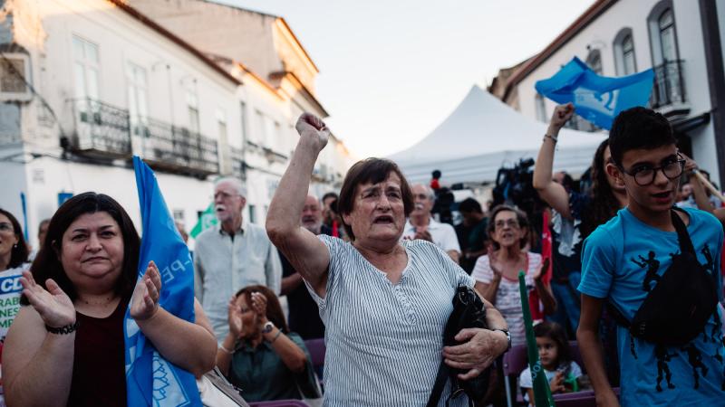 Sessão Pública em Moura