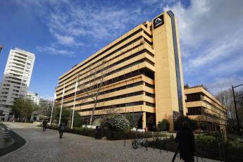 Sector das telecomunicações ao serviço do povo e do país