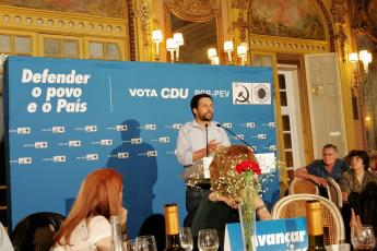 Levar a luta das mulheres até ao voto na CDU