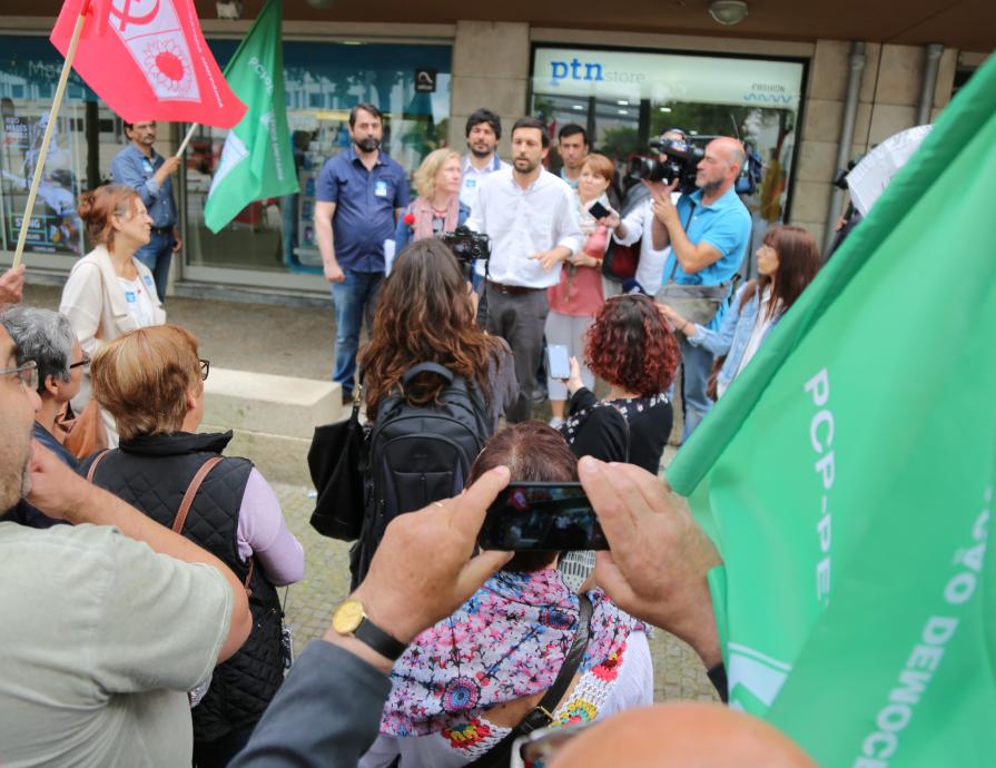 Contactos com a População na Maia