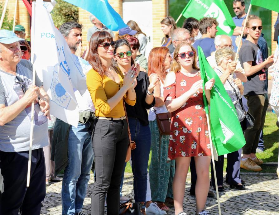 Comício em Sacavém