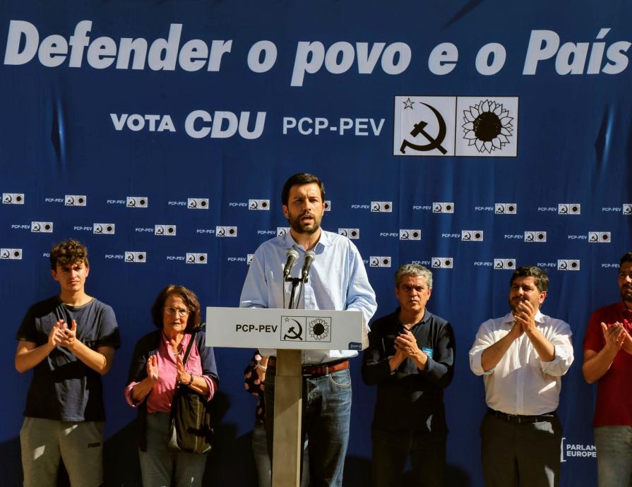 Comício em Sacavém