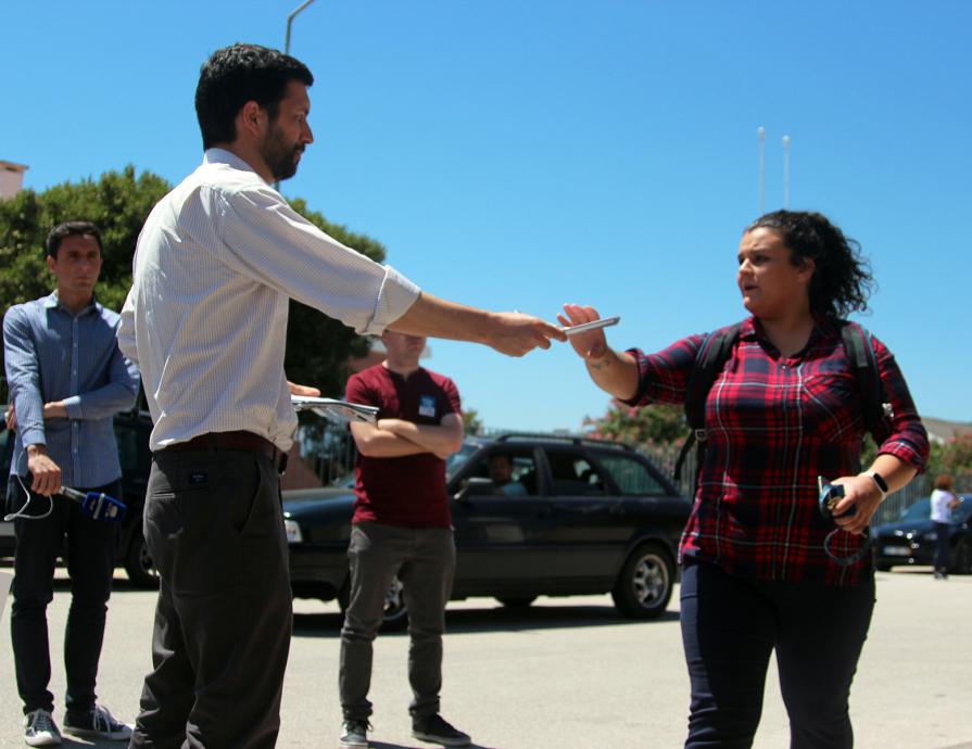 Contacto com os trabalhadores das OGMA