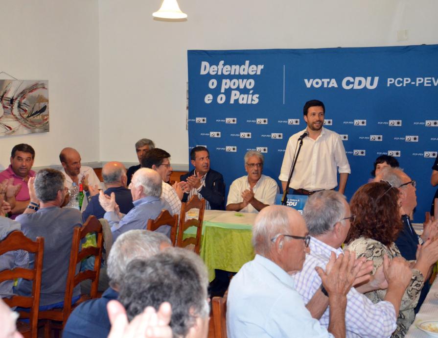 Almoço e contacto com a população de Bencatel