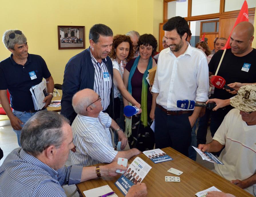 Almoço e contacto com a população de Bencatel