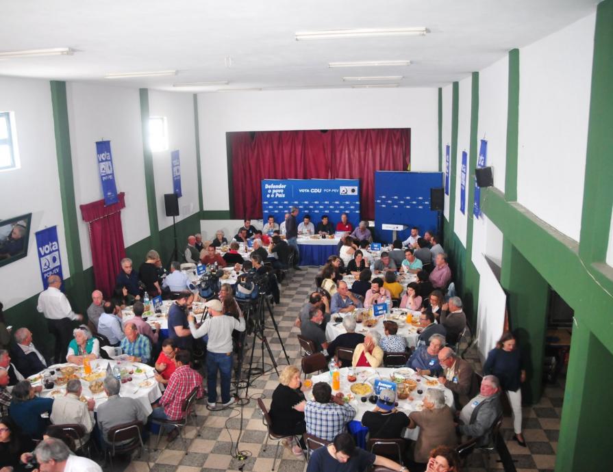 Contacto com trabalhadores da CM da Vidigueira